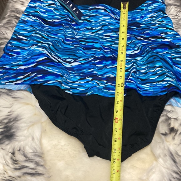 Longitude Playing Koi Triple Tier Tank Soft Cup Long Torso One Piece Swimsuit 16 - Picture 7 of 11